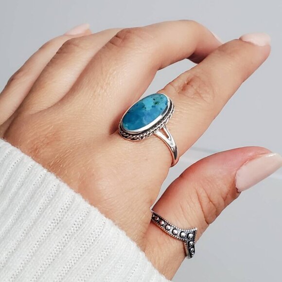 Beaded Chevron Sterling Silver Women Ring, Bali V Shape Ring, Minimalist Bohemia - Picture 9 of 10